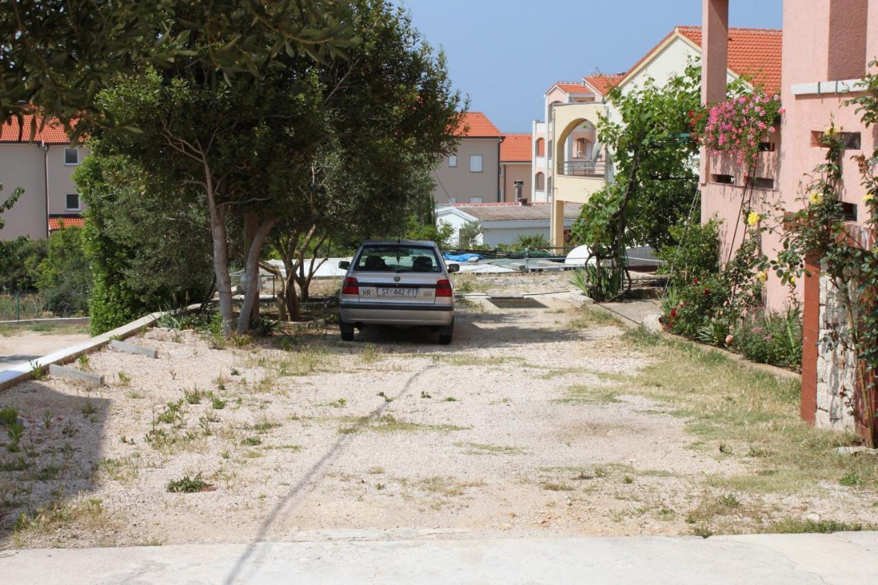 Apartments And Rooms With Parking Space Novalja, Pag - 6341 Eksteriør bilde
