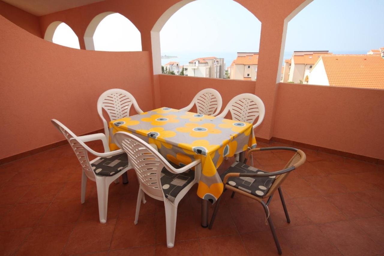 Apartments And Rooms With Parking Space Novalja, Pag - 6341 Eksteriør bilde
